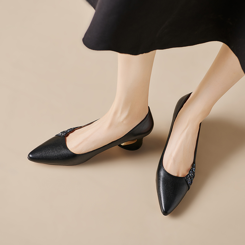 Women's Pointed Toe Low-Cut Flats - Top Grain Leather, Chunky Mid Heel, Color Block, Slip-On - Image 4